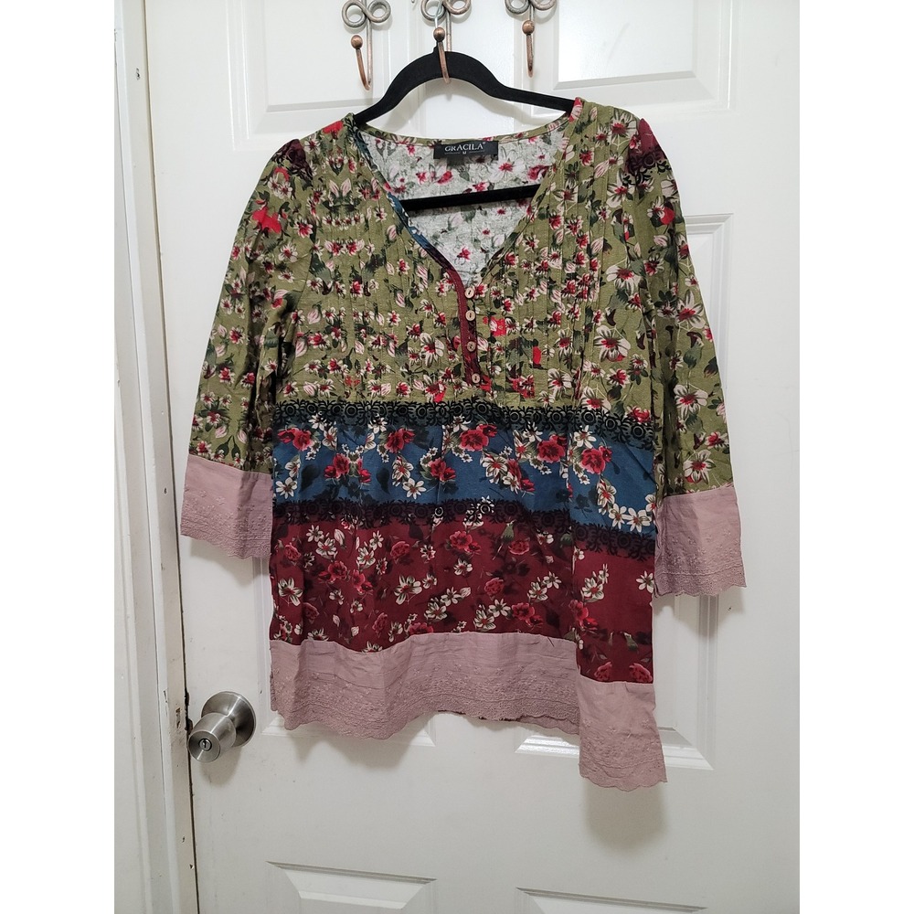 Gracila Floral Patchwork Top Womens Medium Green Blue Red Henley Lace 3/4 Sleeve